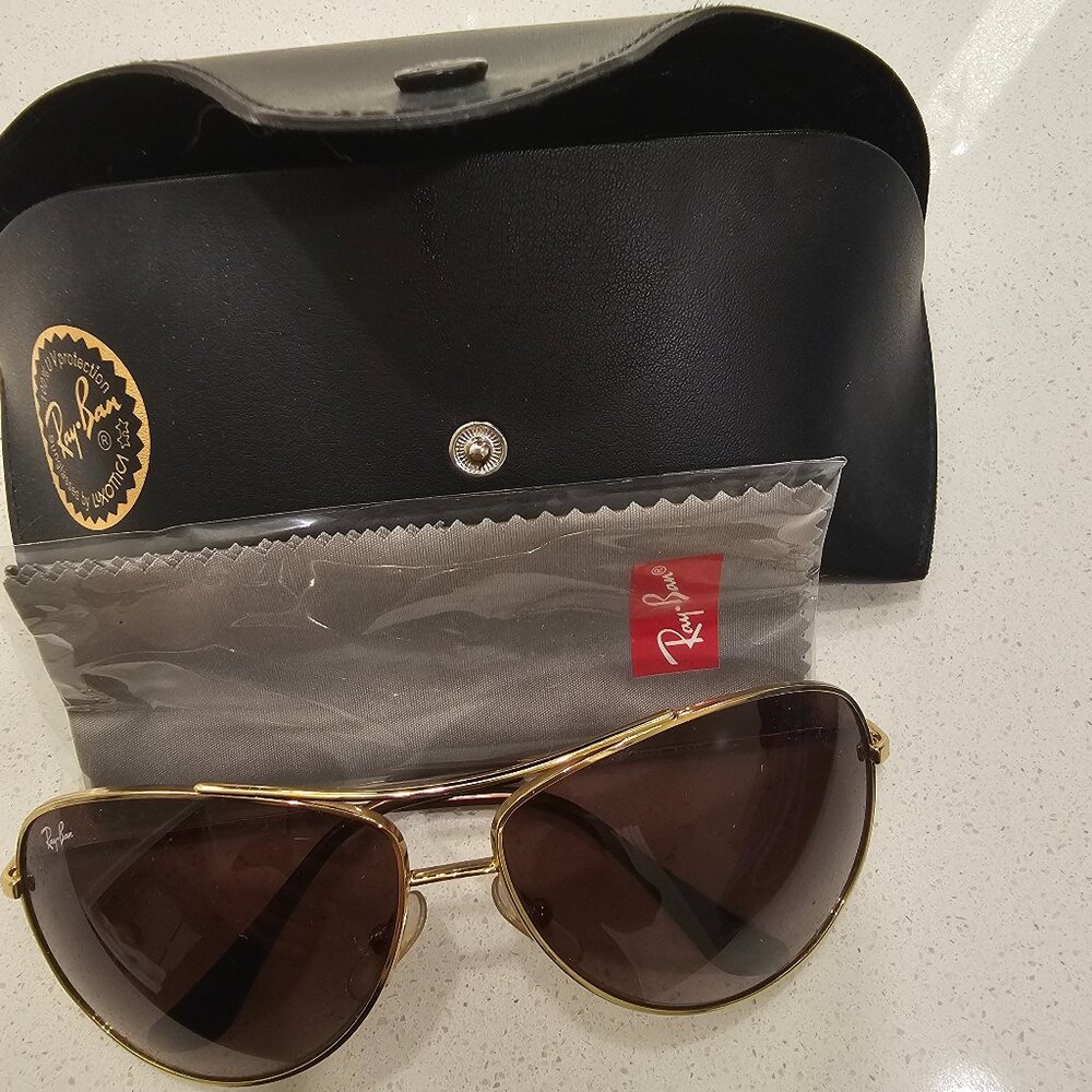 New Ray Ban Gold Frame Brown Sunglasses